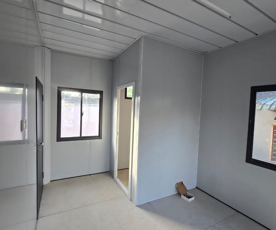 WhatsApp Image 2025-10-10 at 21.06.10 (1)